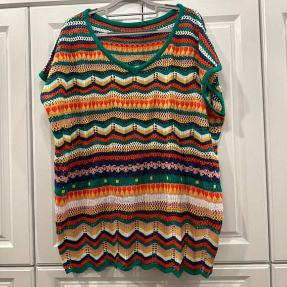 Multicolored‎ Knit Top/Coverup-Size Med - Picture 7 of 7